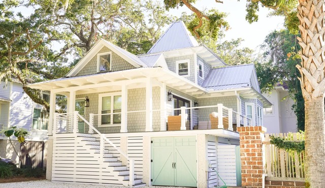 Summer Special! Beach House w Pool Steps from pier