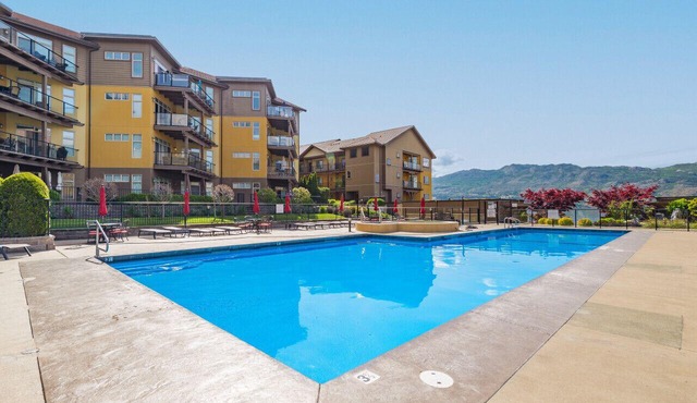 Summer Vacation Oasis at Barona Beach