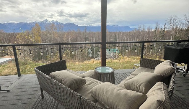 Summit Ridge Guest Suite near Palmer