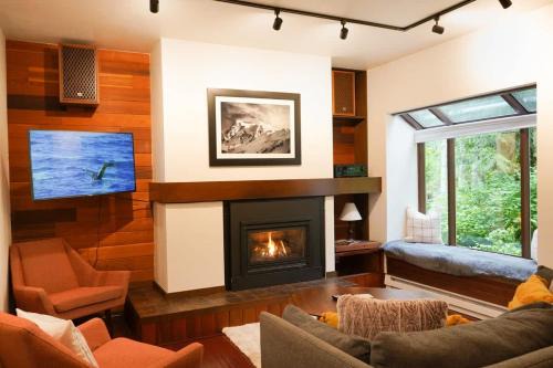 Summit Suite