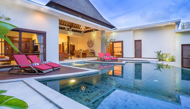 Sumptuous 3 bedroom private luxury villa in heart of Seminyak