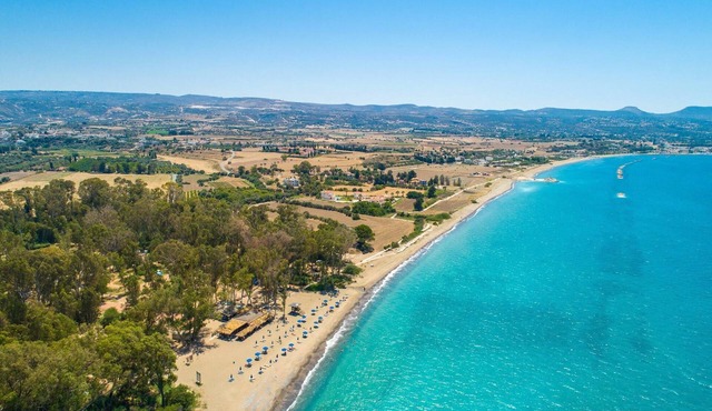 Sun Beach Villa Thio Large Private Pool Walk to Beach A C Wifi Car Not Required - 2840