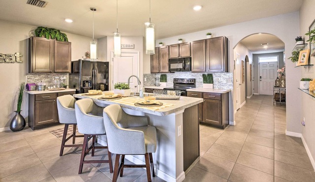 Sun City Center Home: 20 Mi to Downtown Tampa