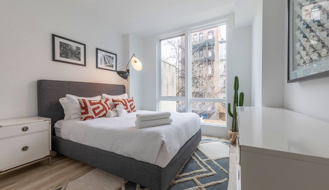 Sun-drenched 3BR Loft With Outdoor Space Near NYC