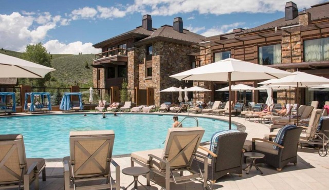 Sun Valley Resort, Three Bedroom Lodge Apartment