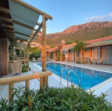 Suna House