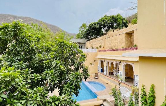Sunar Bagh An Exclusive 3 bedroom Mountain Castle