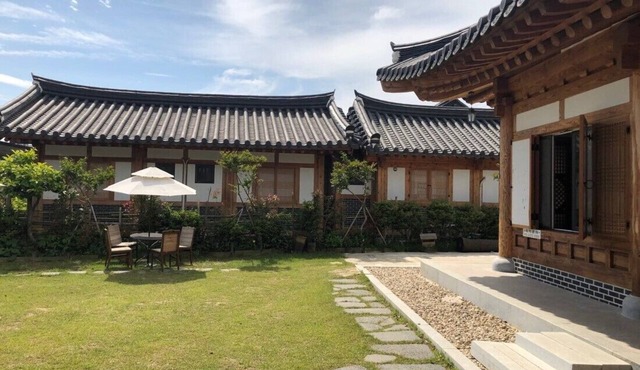 Suncheon Moonlight Love Hanok Pension