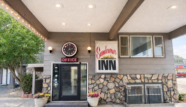 Sundowner Inn Forsyth I 94