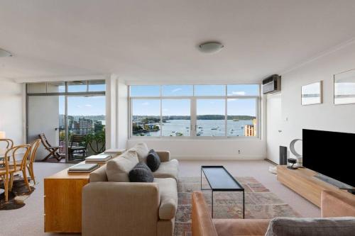Sundowner - Panoramic Harbour Views by the Marina
