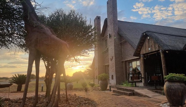 Sundowners Game Lodge