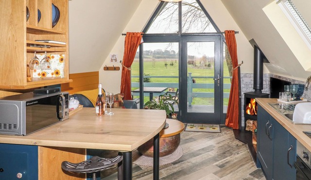 Sunflower Lodge