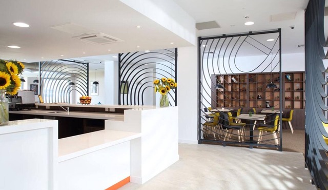 Sunley Hotel