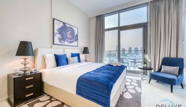 Sunlit Studio At Golf Promenade 2A DAMAC Hills by Deluxe Holiday Homes
