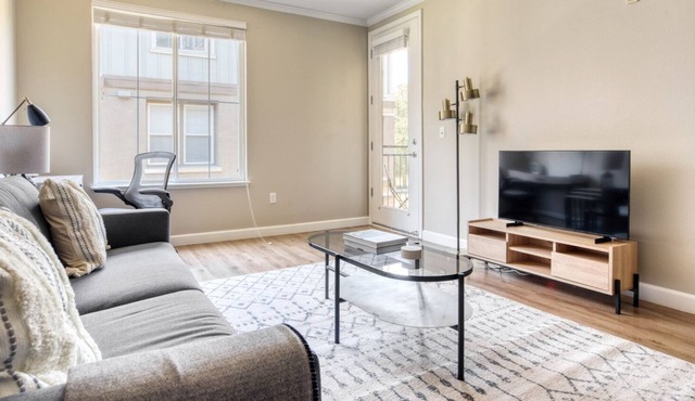 Sunlit Walnut Creek 1BR w/ Gym & W/D, near FB & Google, by Blueground