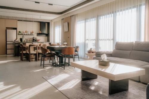 SunMoon Villa