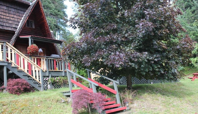Sunny Bluffs Chalets