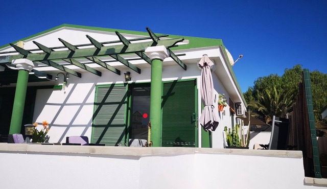 Sunny Bungalow in Maspalomas with separate entrance and large private terrace