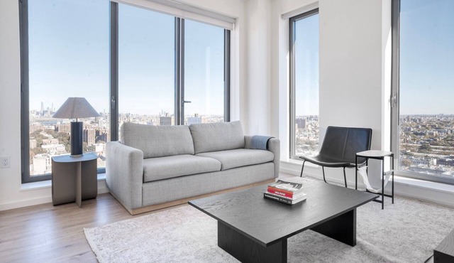 Sunny Clinton Hill 2BR w/W/D, Gym & Pool, nr BAM, by Blueground