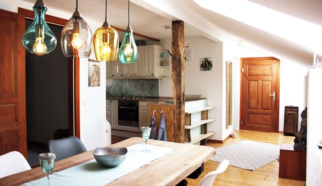 Sunny, cozy half-timbered apartment - near Bonn and Phantasialand