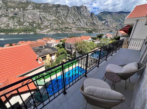 Sunny Days Villa