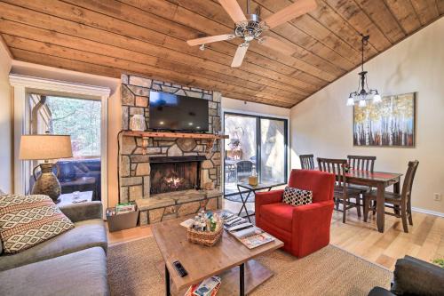 Sunny Sapphire Townhome w/Resort Amenities!