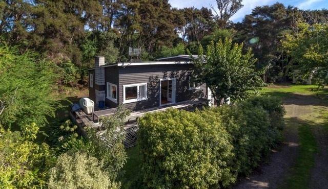 Sunny, sheltered, spacious, 50 metres to the beach