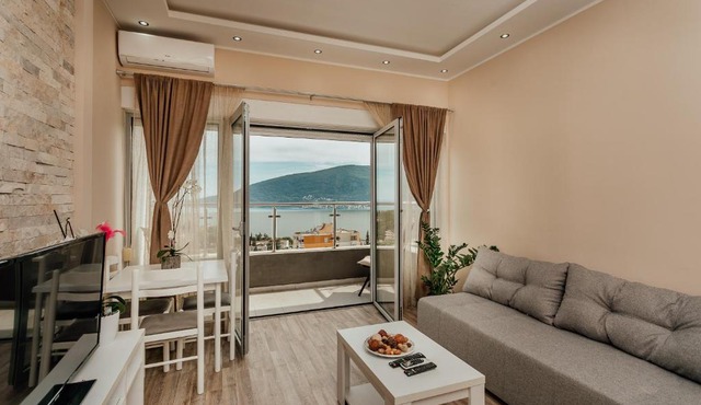 Sunny Side Studio Apartment