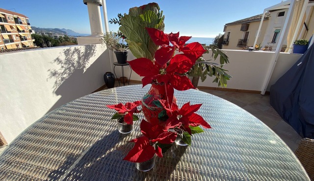 Sunny Spacious Stylish 2 bed/2 bath + Sea View in Casco Antiguo Villajoyosa