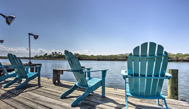 Sunny, Waterfront Rio Hondo Studio w/Shared Perks