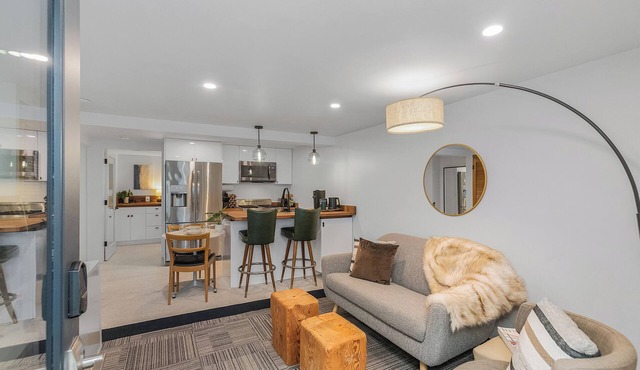 Sunnyside Studio on Green Lake