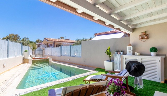 Sunset Bay Pool Villa Sardinia Heated Swimming Private Pool with Whirlpool