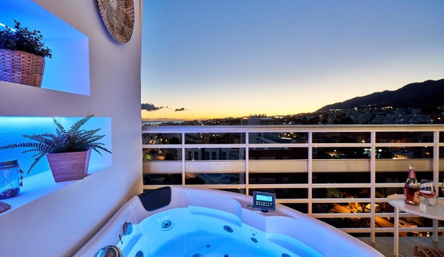 SUNSET BEACH Charming apartment with jacuzzi