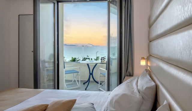 Sunset Beach Hotel