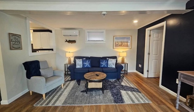 Sunset Beach Cottage 1-bedroom apartment with AC in Old Orchard Beach