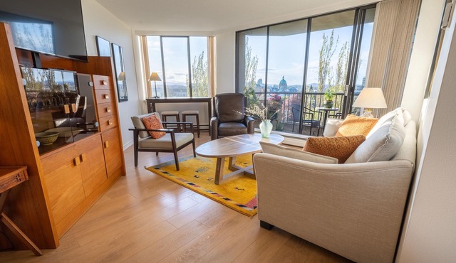 Sunset Haven - Study with Desk, Great City Views, Indoor Pool