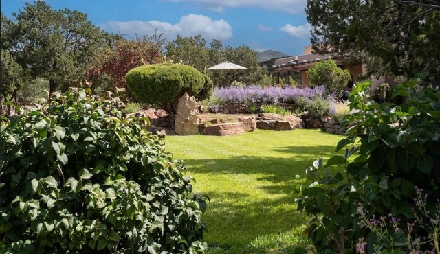 Sunset Mountain Ranch- Luxury Retreat with Private Casita & Epic Views