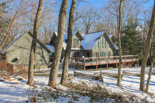 Sunset Ridge Retreat