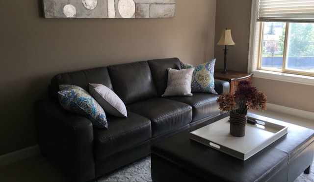 Sunset views 2bedroom /2bath in Arbour Lake condo