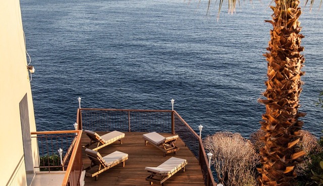 Sunset Villa Hotel