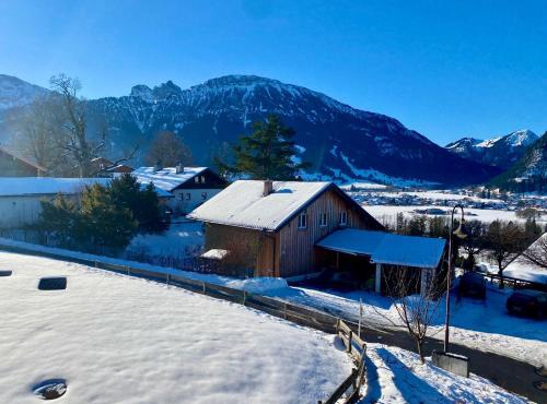 Sunshine Lodge