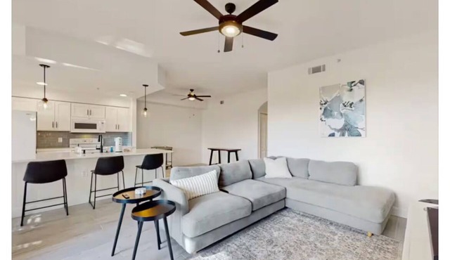 Sunshine State Escape: Your perfect Florida oasis!"