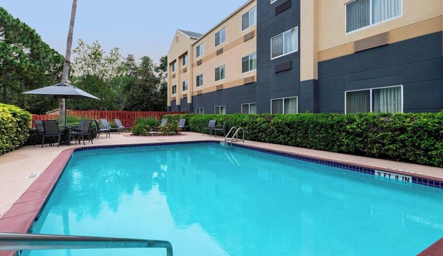 Sunshine&Value Double Queen: Breakfast, Pool & Gym