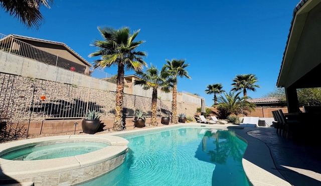 Sunstone Escape | Pool + Hot Tub | 3BR | 9 Min to Sports Complex | $510 Free Activities