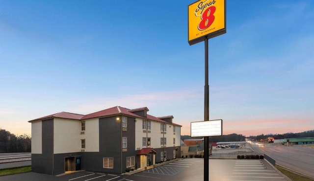 Super 8 by Wyndham Chattanooga East - Hamilton Place