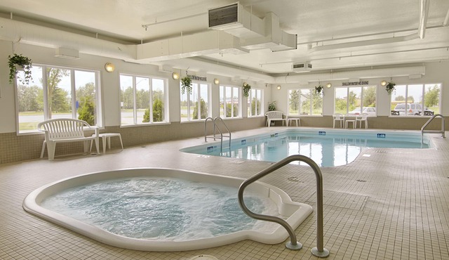 Super 8 by Wyndham Fort Frances