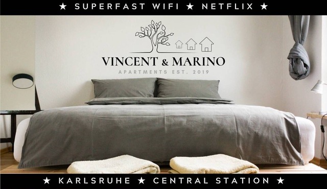 super central spacious apartment, close to central-station, zoo and museums