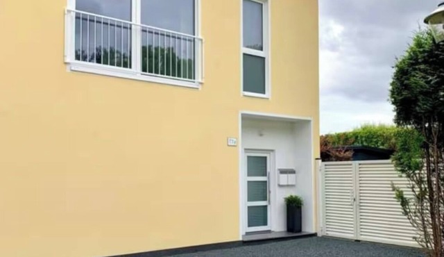 Super connection to CGN Airport/Trade Fair/Troisdorf