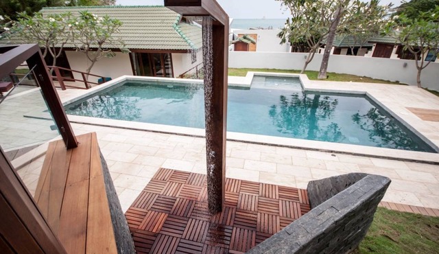 Super deluxe 5 bed room sea view villa with spacious pool in beach resort