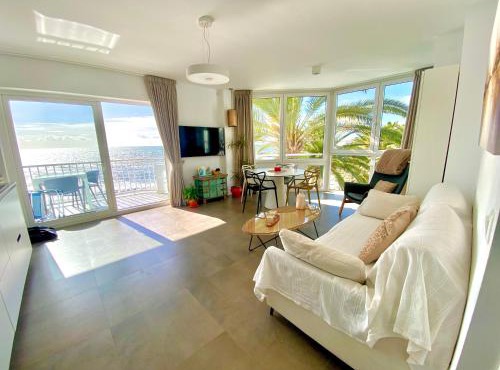 Super Front Line Modern New Apartm